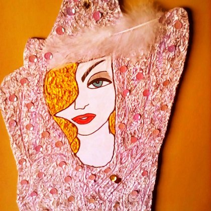 "No dejes jamás que un alma en el mundo te diga que no puedes ser exactamente quien eres."